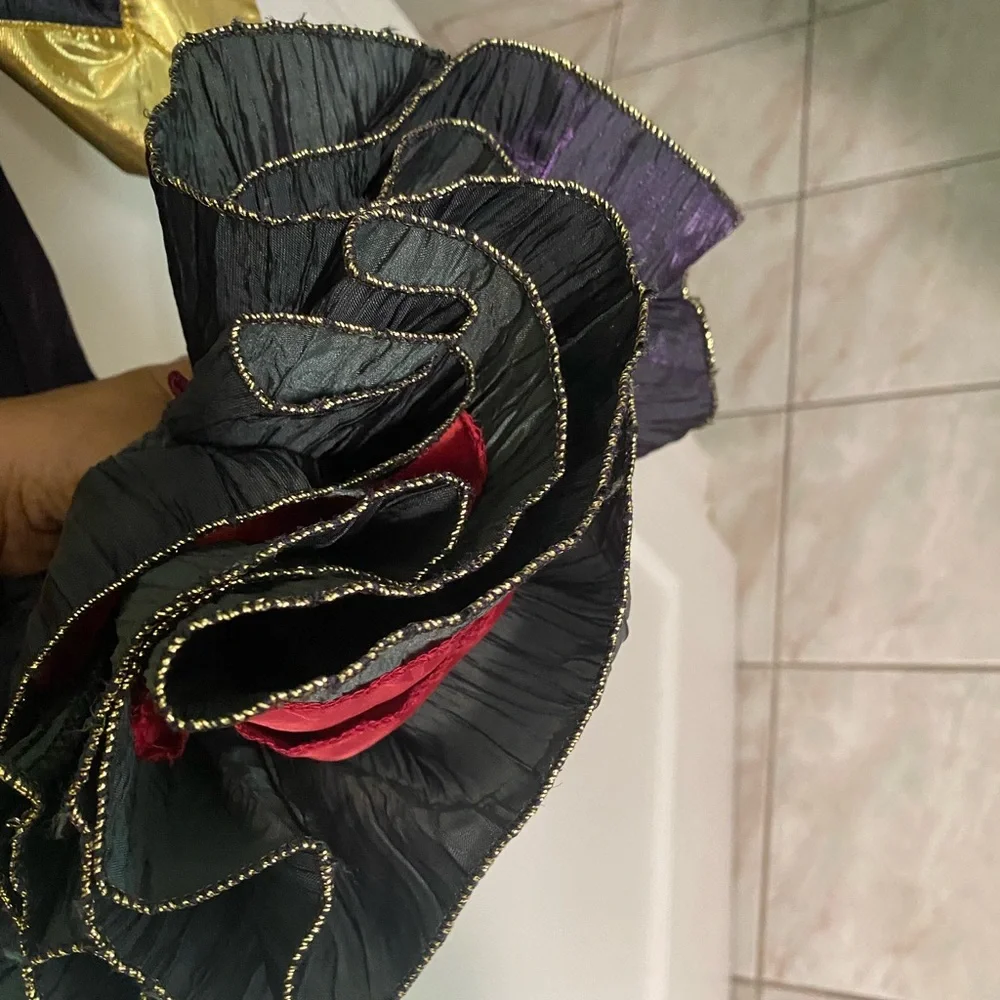 Disney Store Evil Queen Costume Gown Snow White Villain Size Kids 9/10